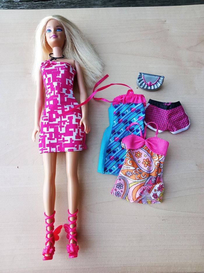 Barbie style rétro non articulée - photo numéro 5