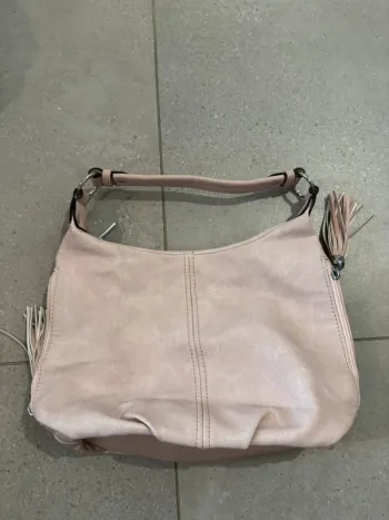 Sac porté épaule rose Gallantry 30*25cm il ya quelques traces d'usures