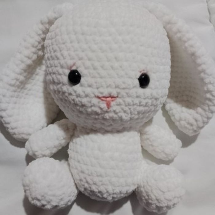 Doudou lapin au crochet