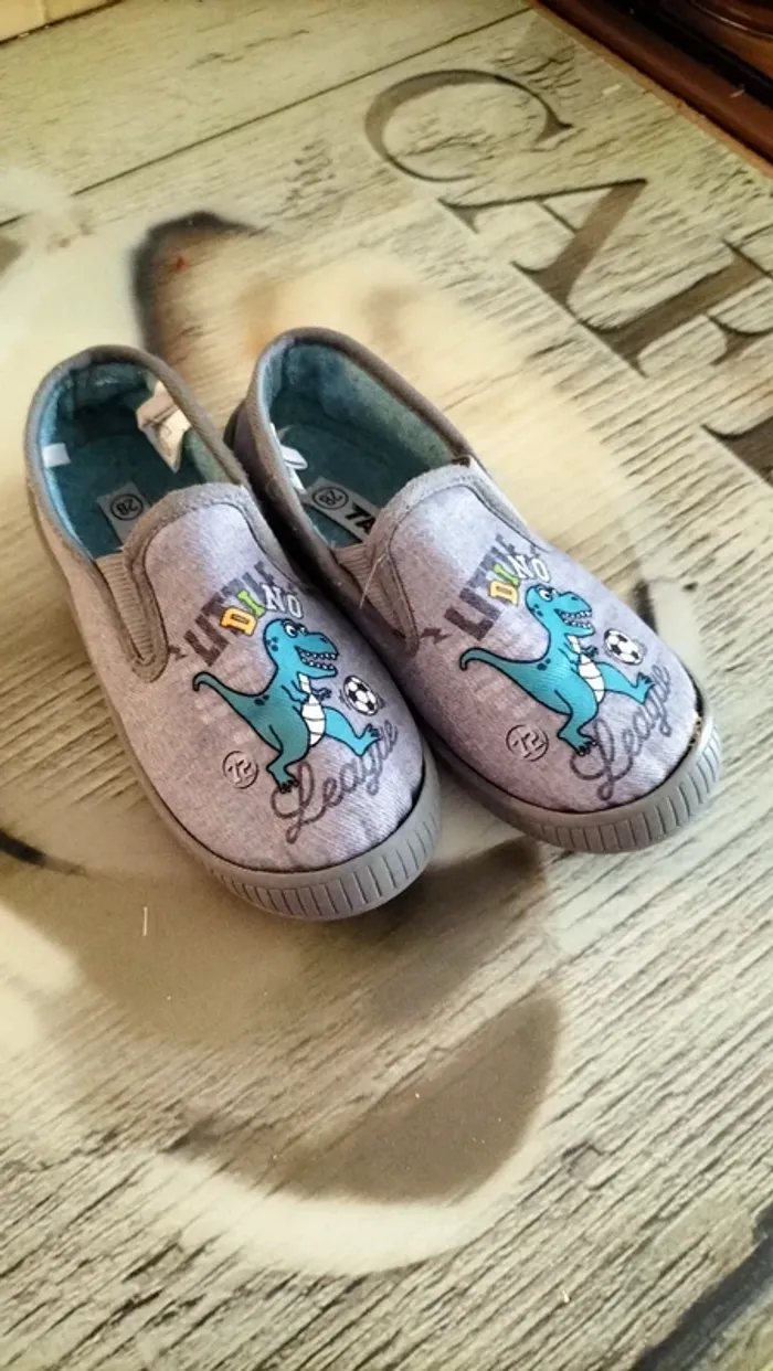 Chaussons pointure 28