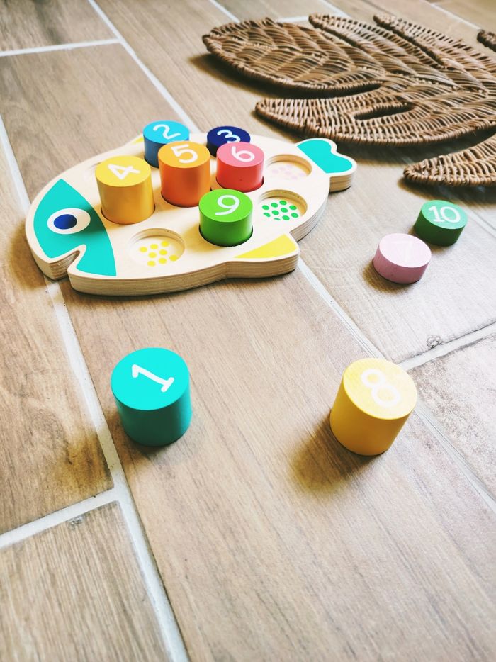 🐠Gros poissons multicolores numérotés et perception dimensionnelle en bois - photo numéro 3