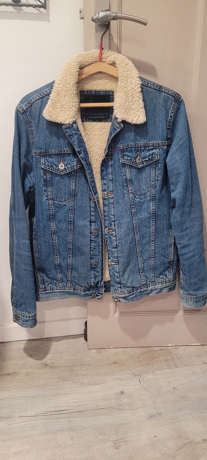 Veste en jeans fourrée Zara T L