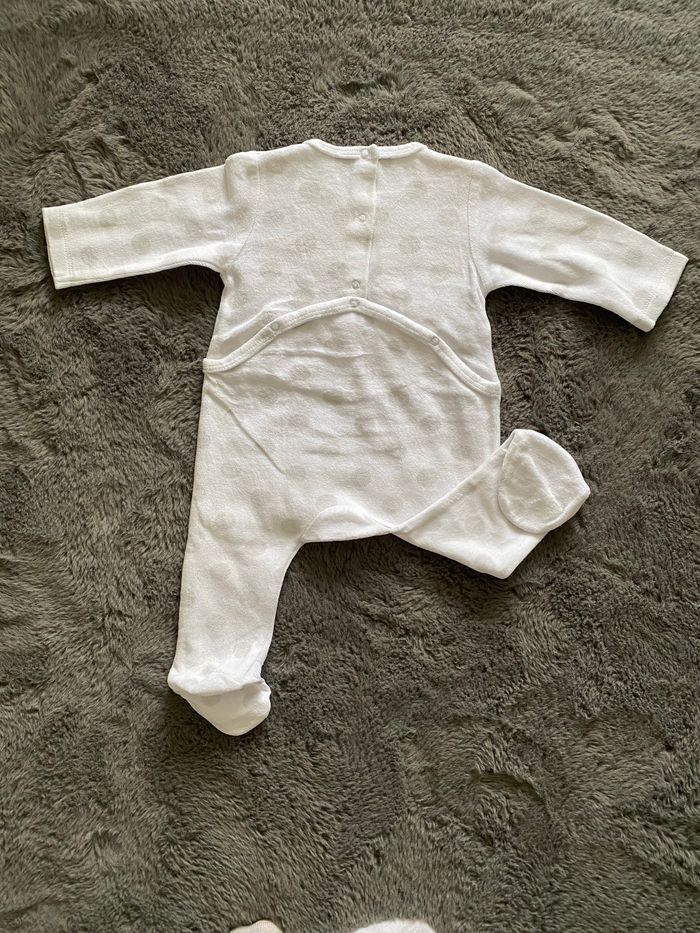 Pyjama 6 mois - photo numéro 4