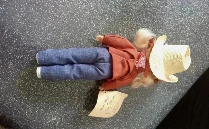 Poupée Vintage Texas Gambina Doll Avec Étiquette. - photo numéro 6