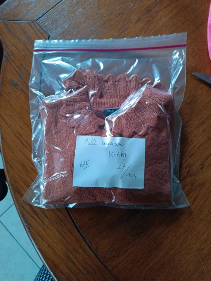 Pull marron Kiabi 4A - photo numéro 4