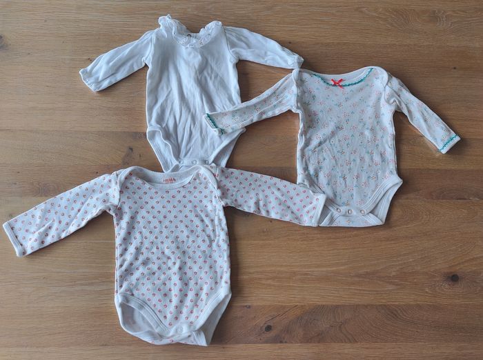 Lot de 3 bodies pour bébés - photo numéro 2