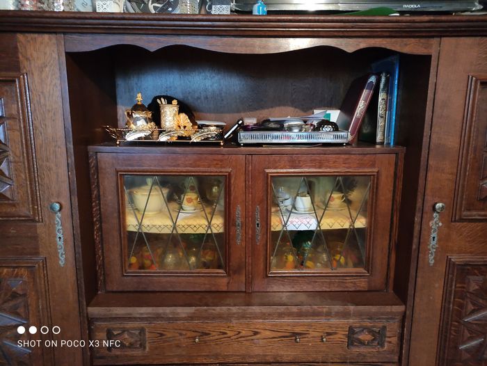 AFFAIRE ! Grand Vaisselier en Bois Verni, Résistance + Durabilité, Très  Bon Etat, Prix Bradé ! - photo numéro 2