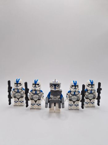 Figurines type lego Commandant clone Rex et 4 clones de la 501ème star wars