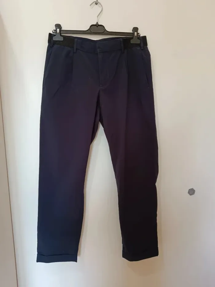 C1 Pantalon marine Mango 42