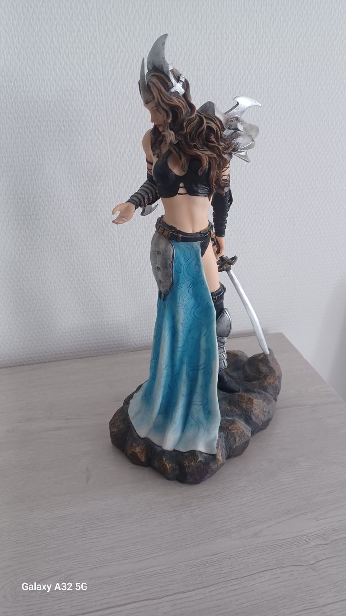 SPELLFORCE Statuette - photo numéro 3