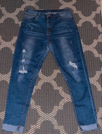 Jean skinny troué taille haute