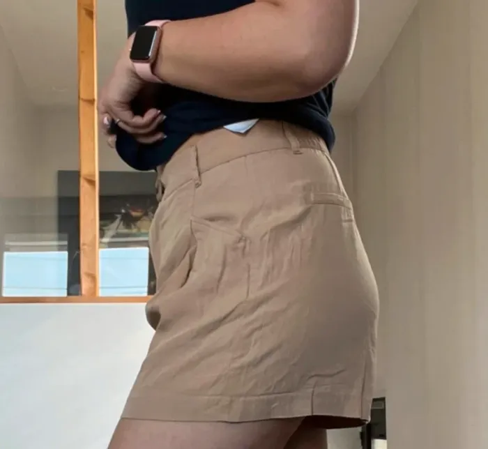 Short beige Zara sexy - photo numéro 3