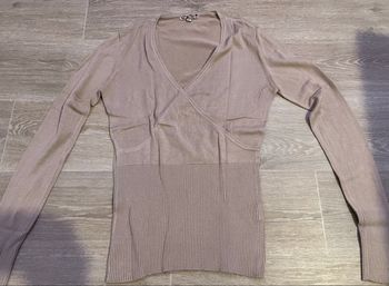 Pull forme cache cœur beige taille M en excellent état authentique legend