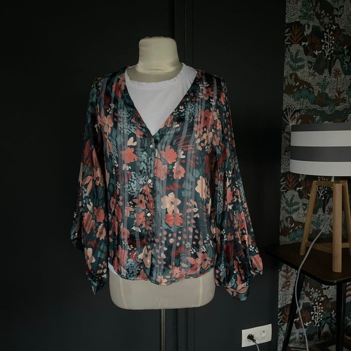 Blouse fleurie camaïeu