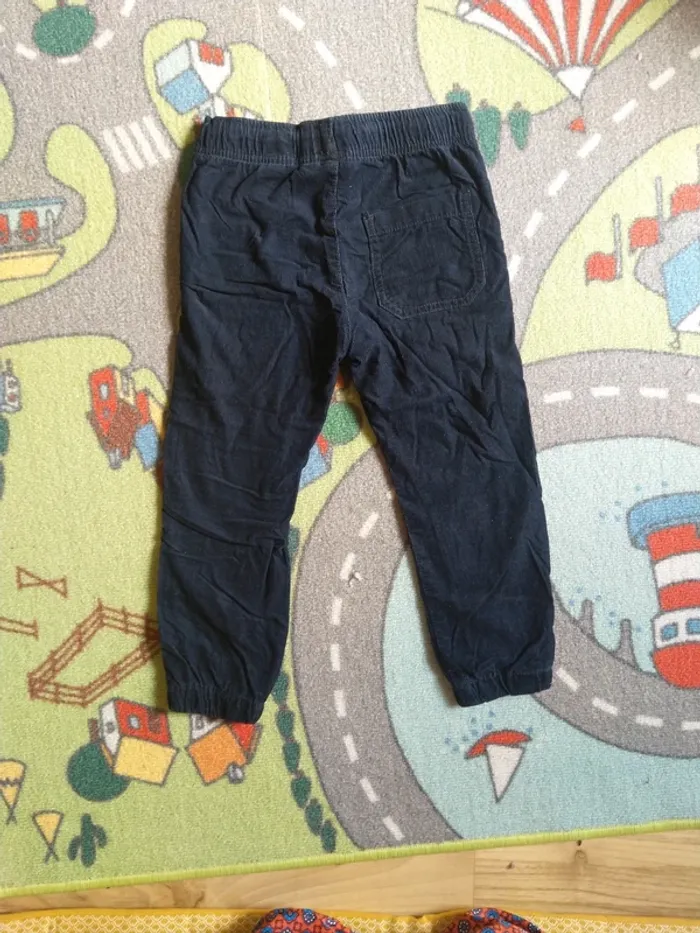 Pantalon velours bleu marine, H&M taille 110 / 4-5 ans - photo numéro 5