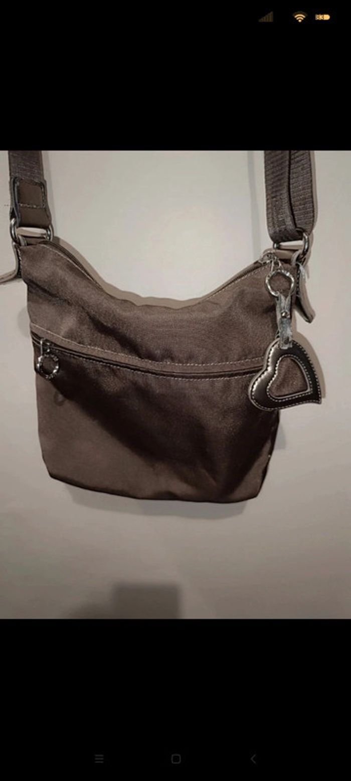 🌟Sac bandoulière Lancaster TBE 🌟 - photo numéro 4