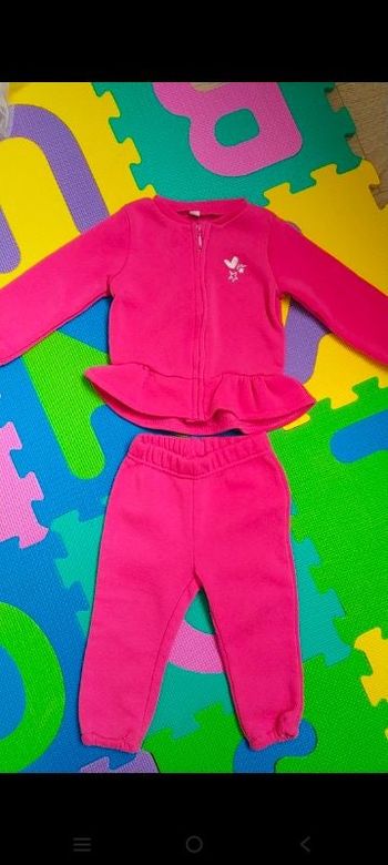 Ensemble jogging rose 6 mois