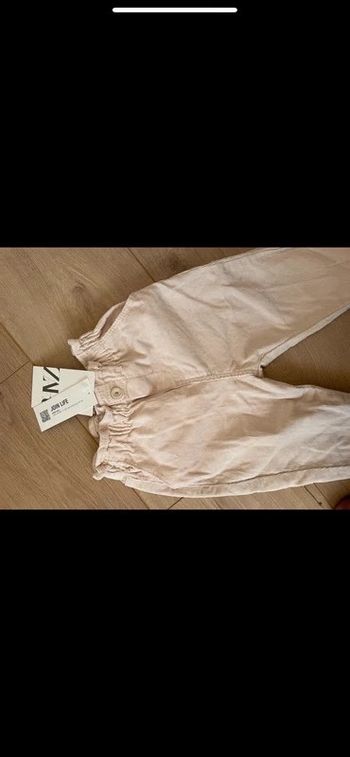 Pantalon velours côtelé beige Zara
