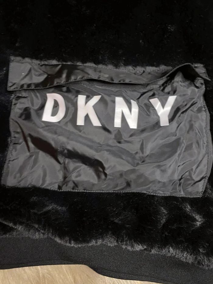 Pull long noir moumoutte dkny - photo numéro 3