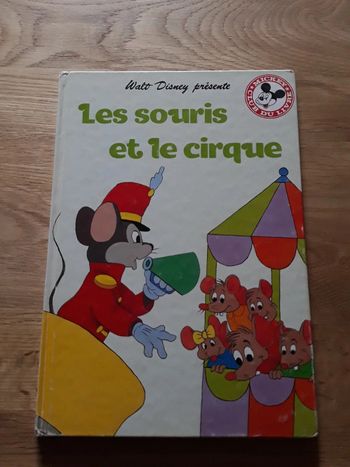 Livre les souris et le cirque