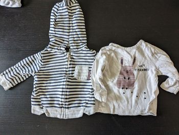 Gilet et t-shirt 6 mois