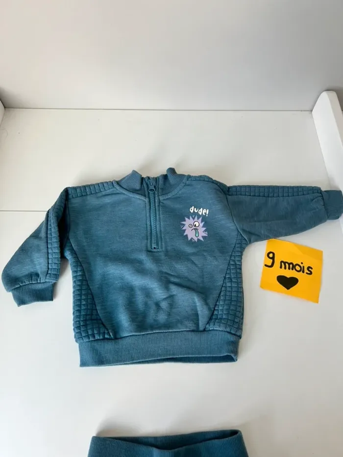 Ensemble 9 mois Primark - photo numéro 2