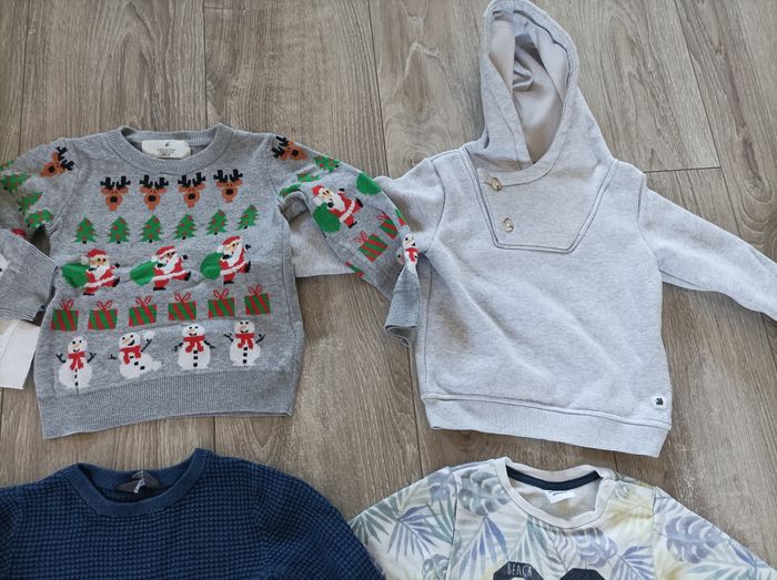 Lot 6 pulls hiver 18 mois - photo numéro 4