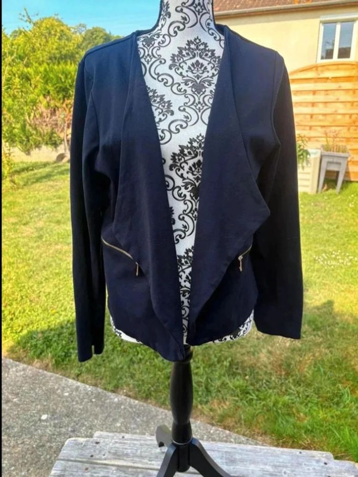 Élégant Blazer Croisé Bleu Marine – Chic & Polyvalent - photo numéro 7