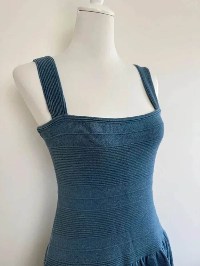 Robe Maje été bleue taille 2 soit M parfait état - photo numéro 3