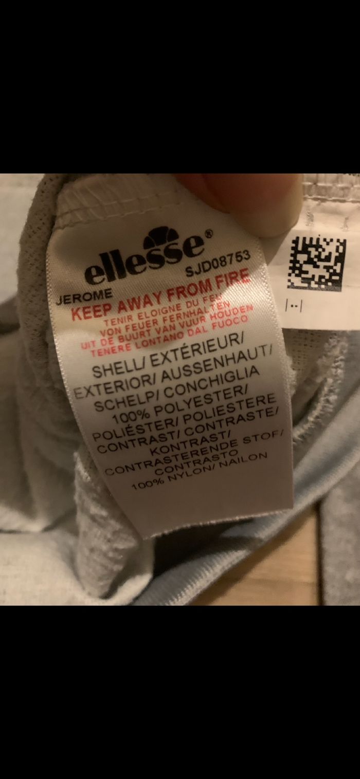 Pull ellesse à capuche taille S adulte couleur gris parfaite état - photo numéro 8