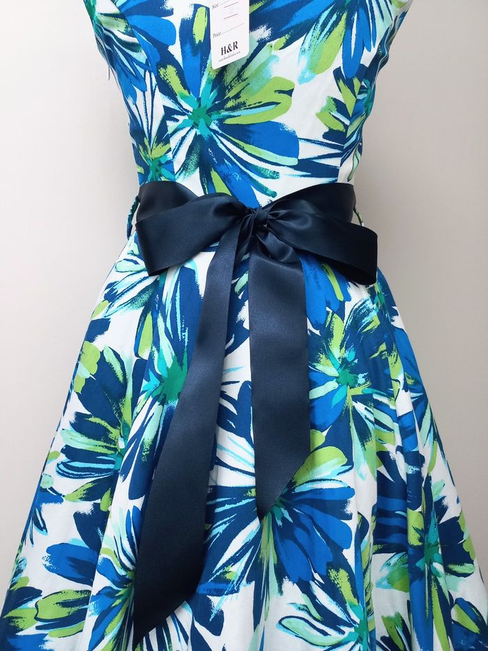 Robe pin-up Hearts & Roses - photo numéro 4