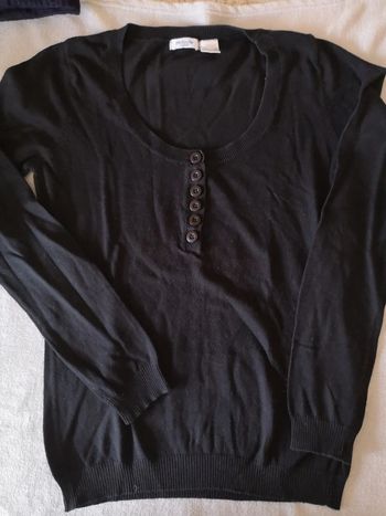 Pull noir