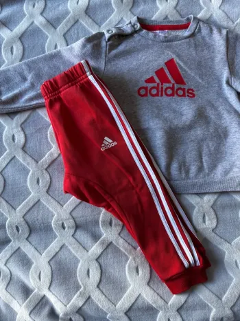 Ensemble adidas