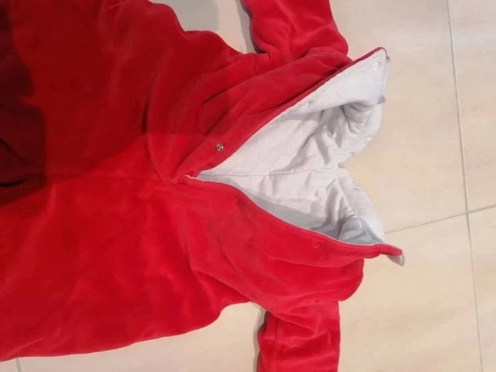 Pyjama rouge 3mois chaud - photo numéro 4