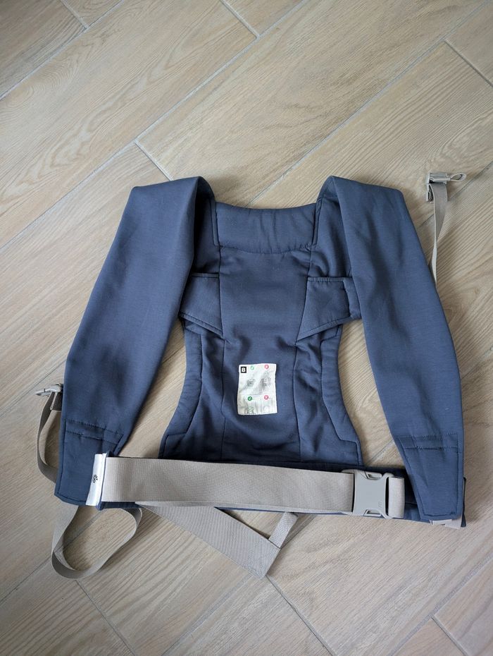 Porte-bébé Ergobaby Embrace - photo numéro 6