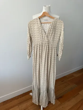 Jolie robe d’été légère S/36 négociable