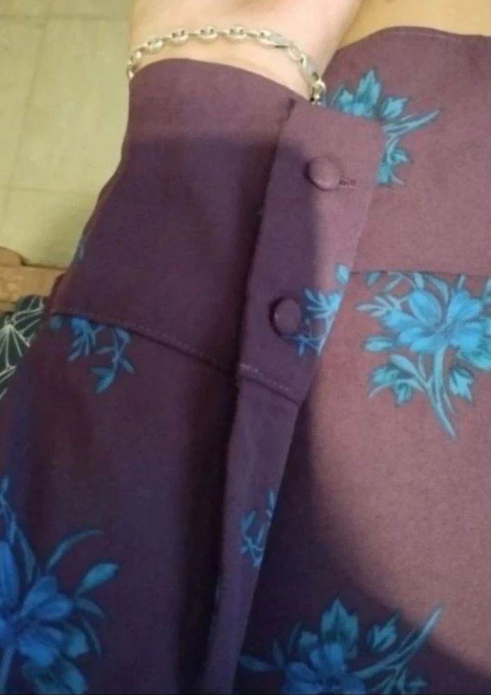 Robe a fleurs bleues - photo numéro 4