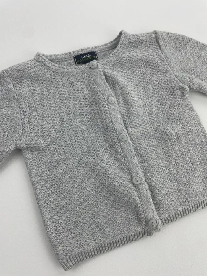 Gilet gris bébé fille – Kiabi – 1 mois (52-55 cm)