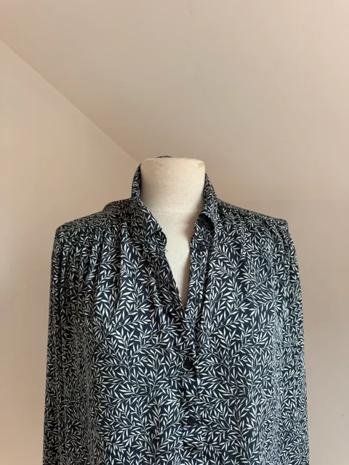 Superbe chemise fleurie fluide H&M collab Morris & co neuve 44 - photo numéro 2