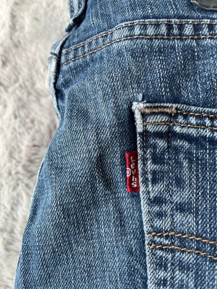 Jeans Lévis 511 coupe étroite W30 L32 - photo numéro 2