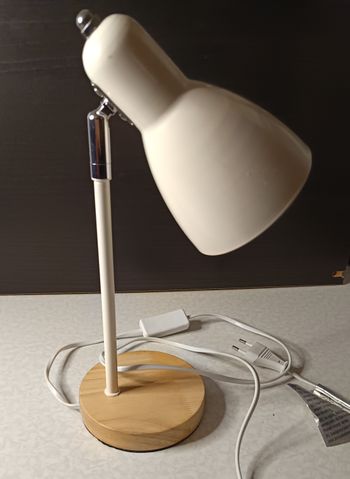 Lampe de chevet beige design effet bois naturel et en métal