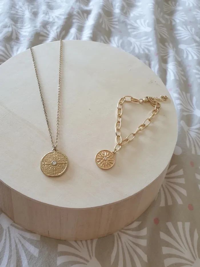 Ensemble collier et bracelet