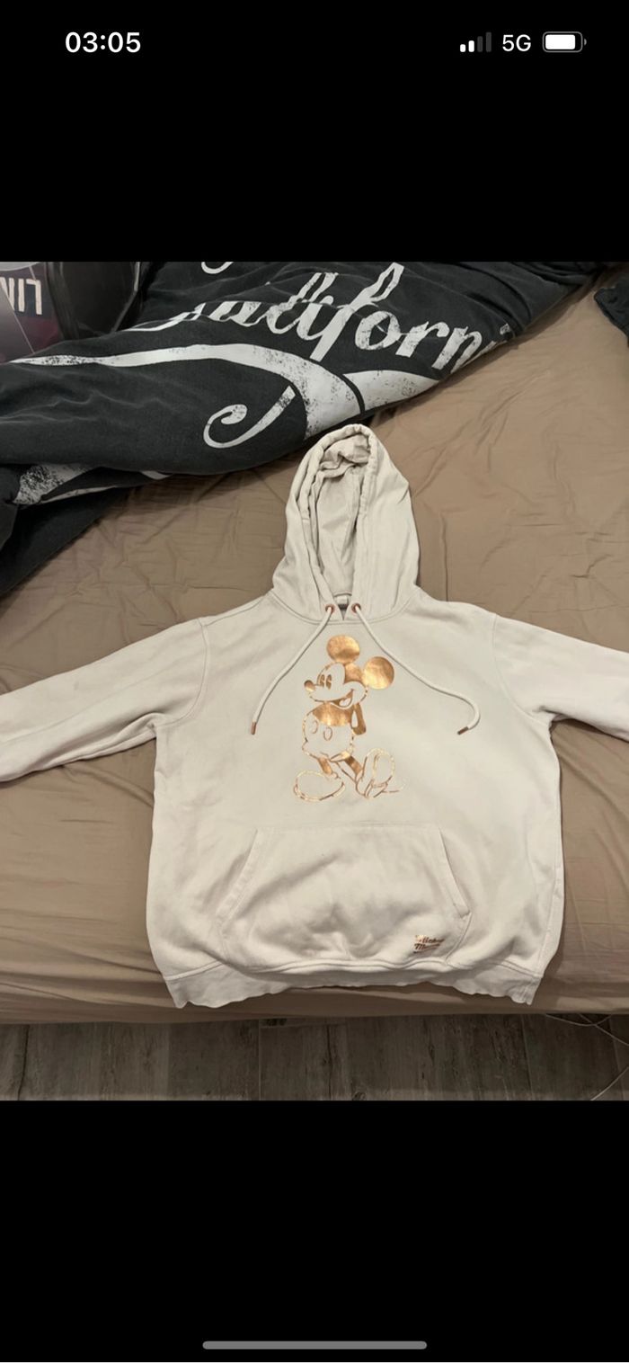 Pull Mickey hm