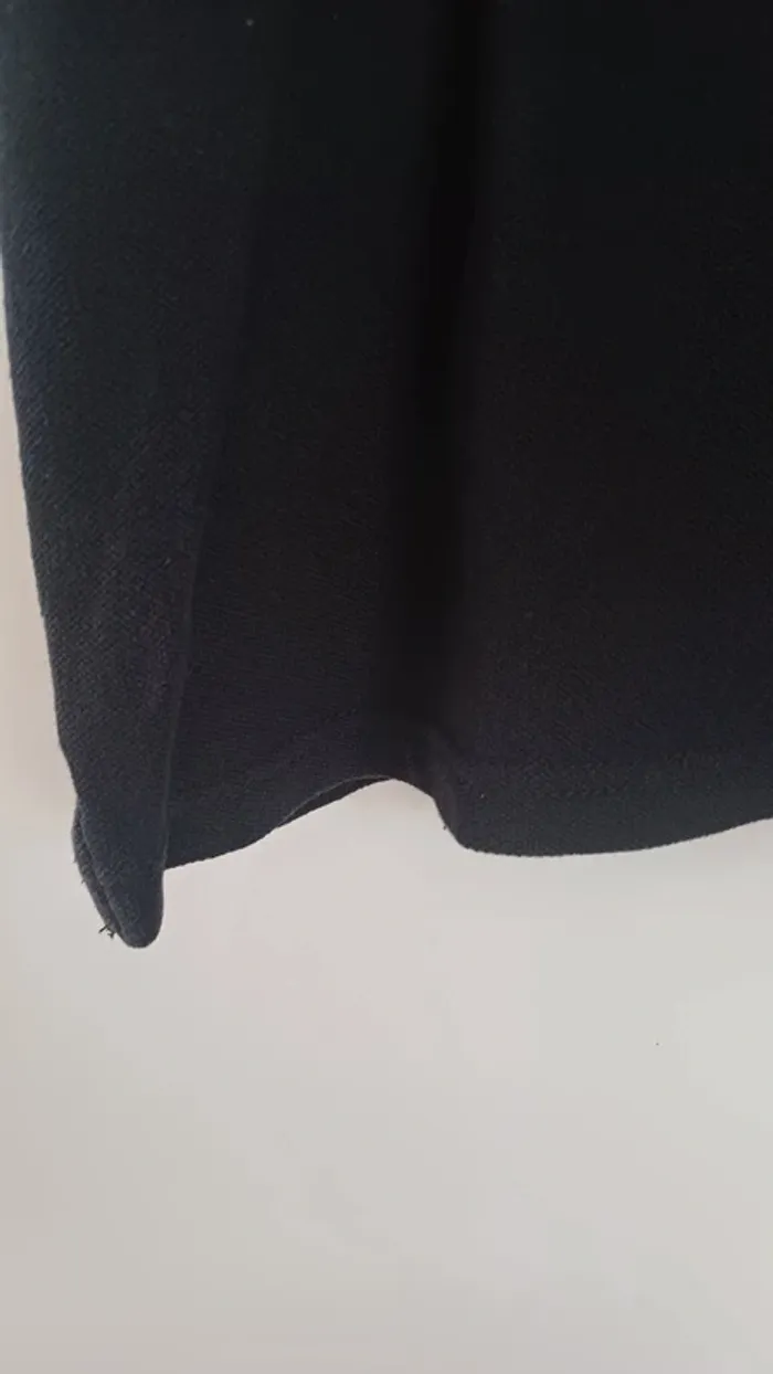 Polo noir H&M taille M - photo numéro 2