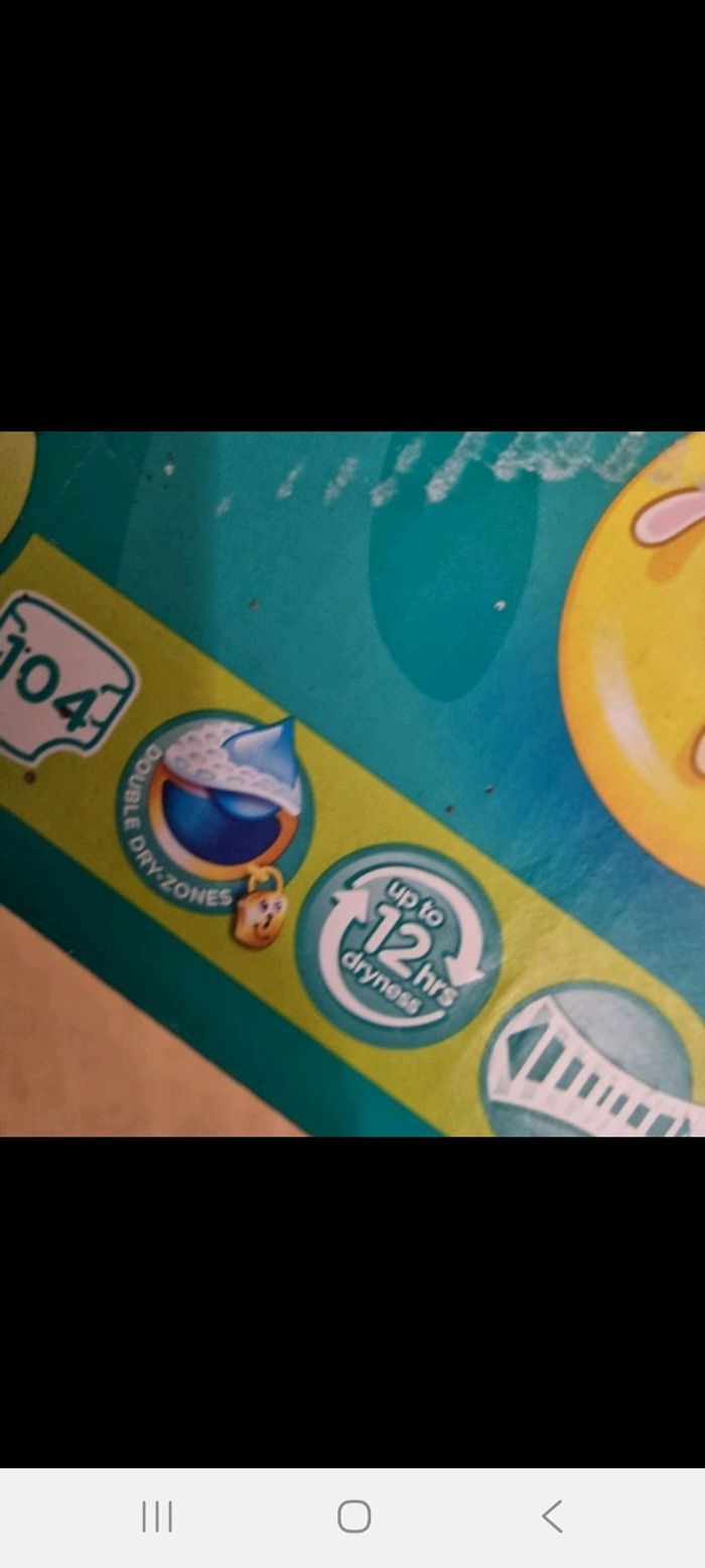 pack PAMPERS 104 couches taille 3 - photo numéro 6