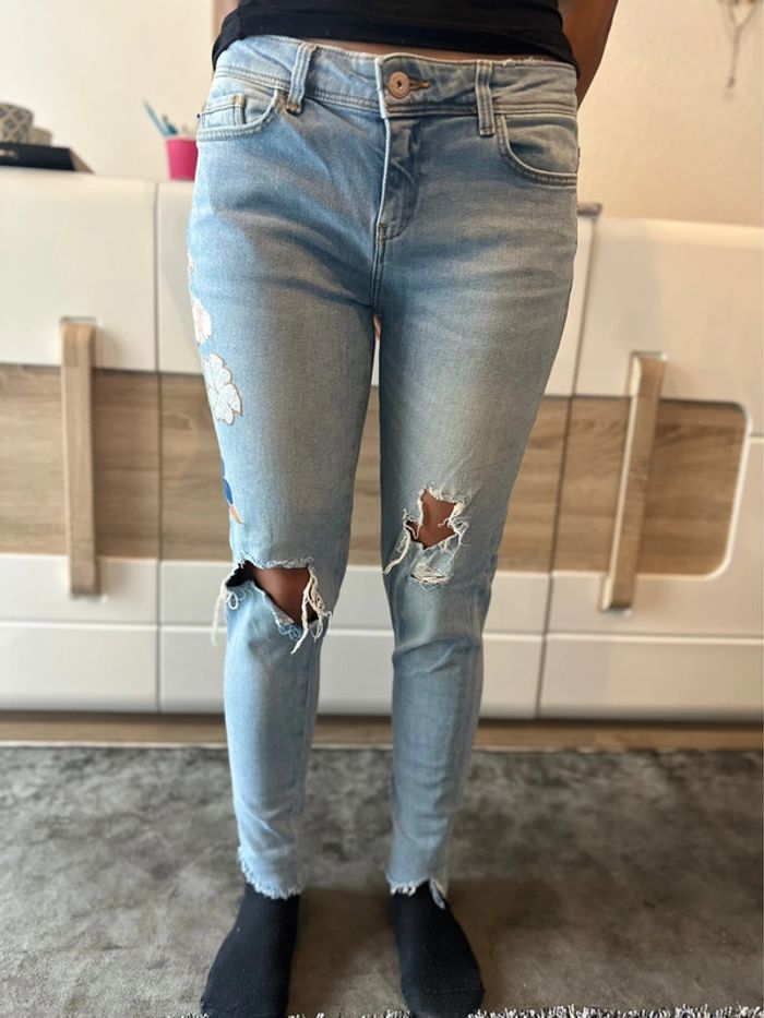 Jeans troués Zara