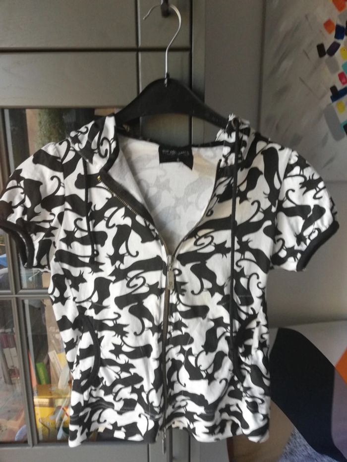 Sweat à capuche 34/36