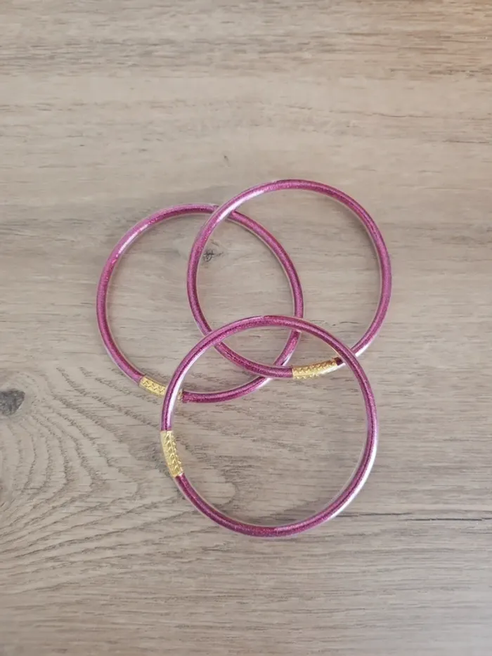 Lot de bracelets