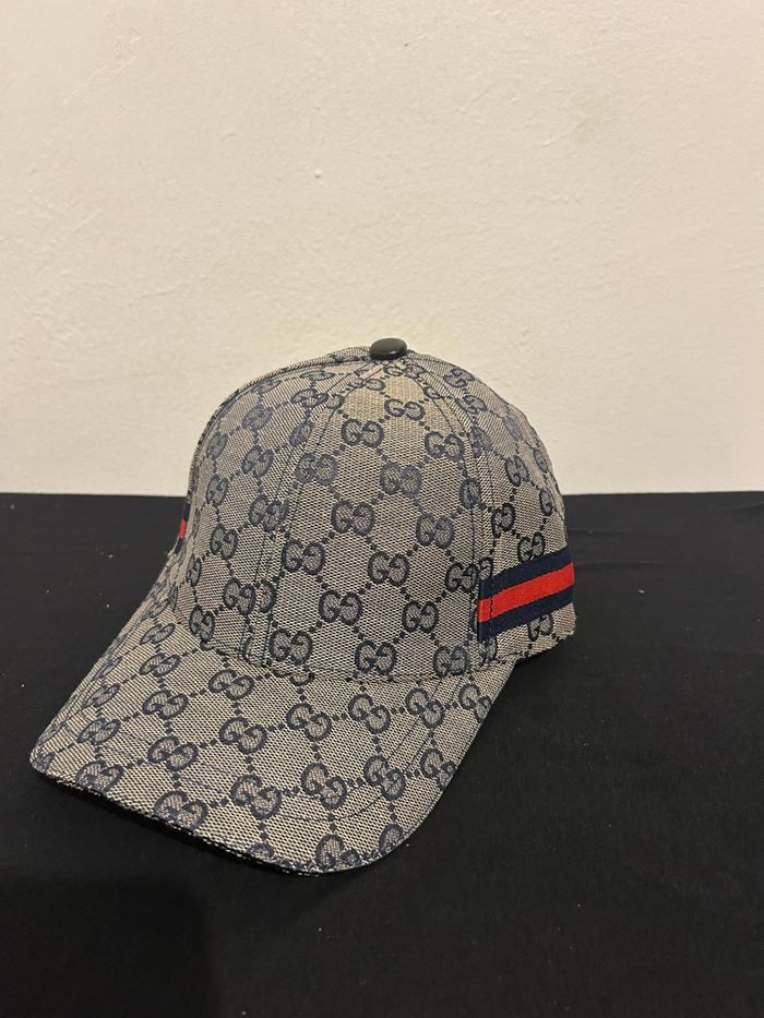 casquette gucci gris