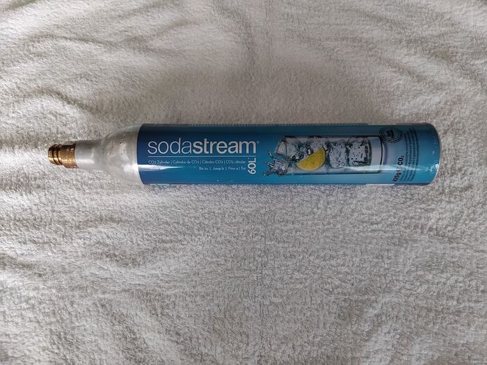 Soda Stream - Cartouche à visser VIDE pour fontaine à eau gazeuse - photo numéro 3